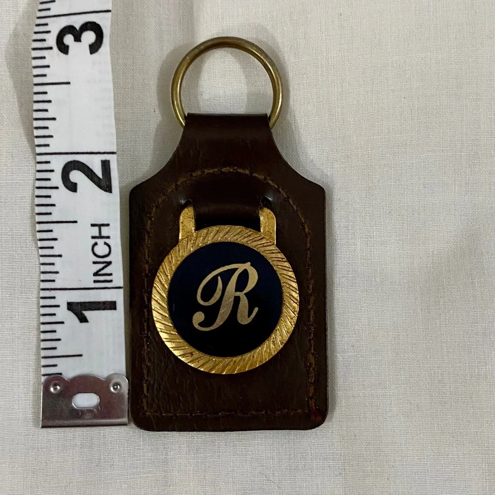 Rolfs Leather Monogram Keychain Men OS Brown Vintage Initial R Gold Medallion